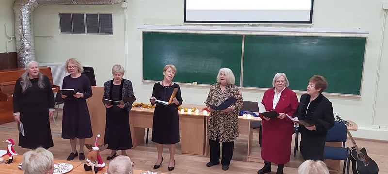 23 12 29 UKF svente 3S