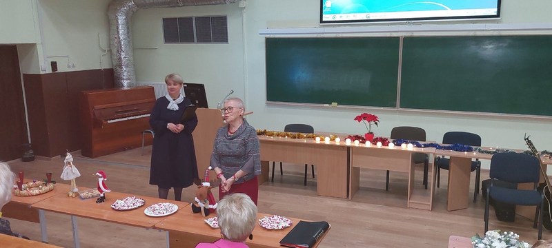 23 12 29 UKF svente 5S