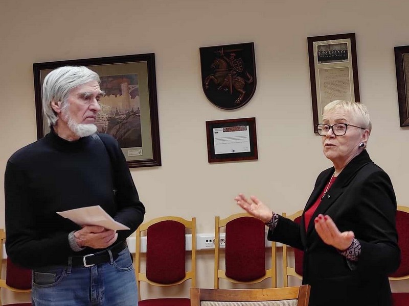 24 01 24 jautri tema 1S