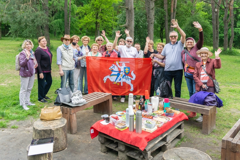 21 06 08 ap polit fak 01657