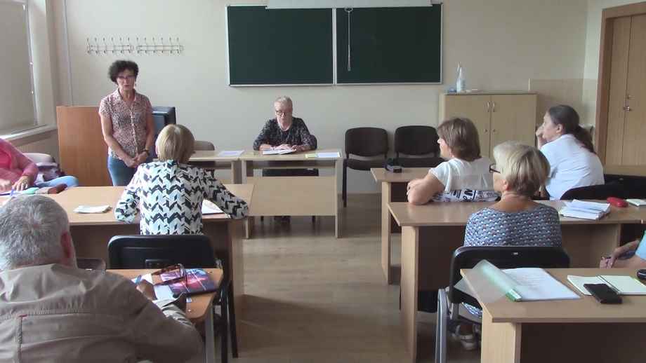 21 08 19 rektorato posedis02 stopkadras