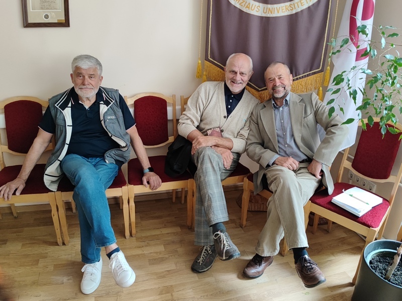 22 06 24 rektorato posedis 3V