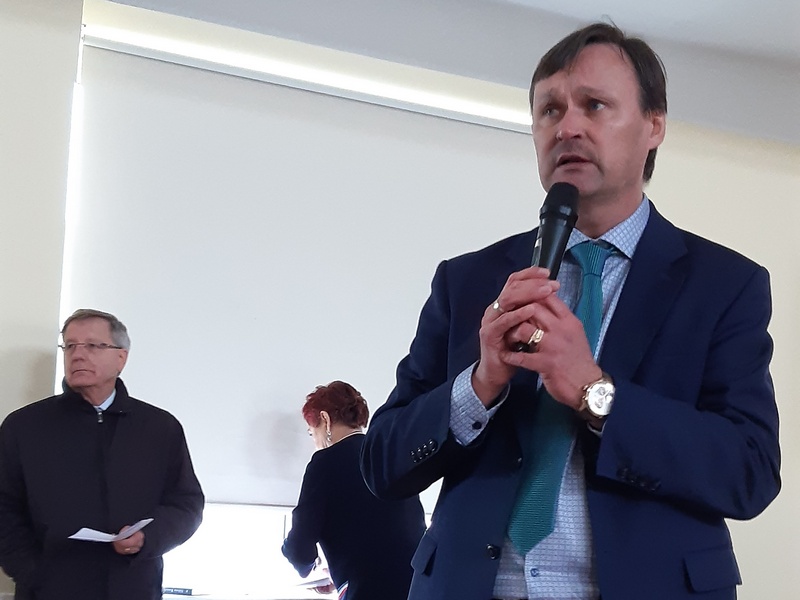 22 10 18 konf 5SV