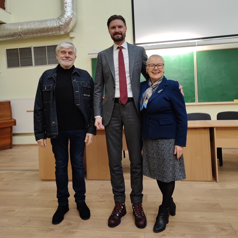 23 02 07 majauskas 3SV