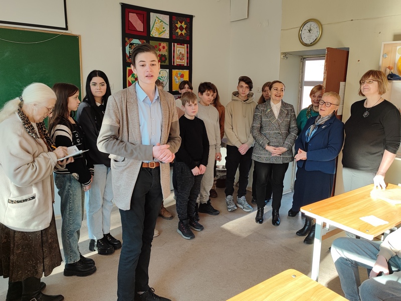 23 02 13 moksleiviai 6SV